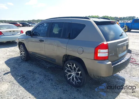 2007 Jeep Compass Limited from USA, damaged, VIN 1J8FF57W67D144518